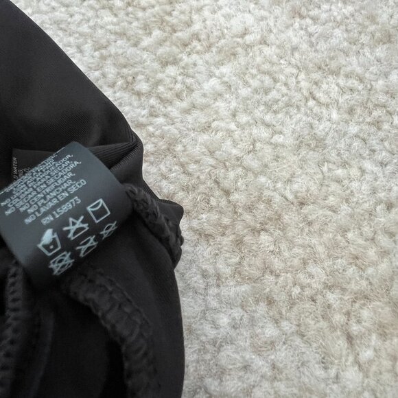 Skims Swim Sarong Cover Up Maxi Skirt in Onyx M Resort - Picture 8 of 8